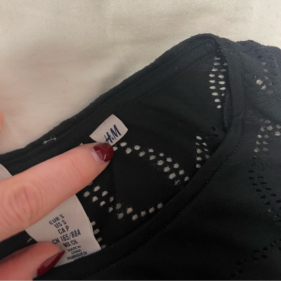 H&M black top - Picture 3 of 3
